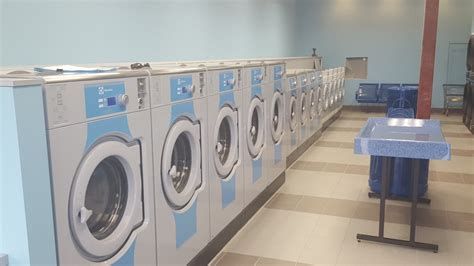 commercial laundry service near me.